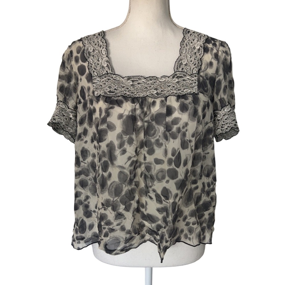 Anna Sui 100% Silk short sleeve‎ top floral Size: medium
